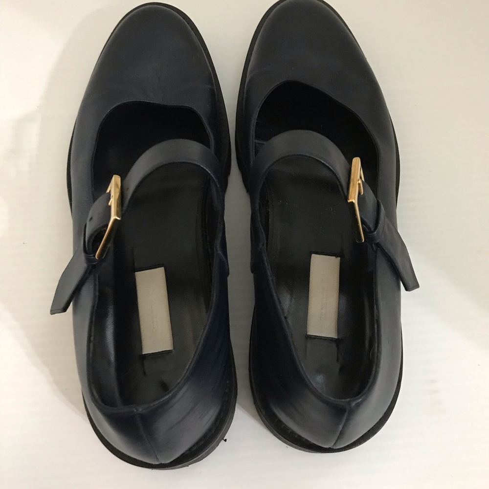 Suzanne Rae Navy Mary Jane Lug Sole Flats with Gold Buckle Size 39 - Picture 5 of 12